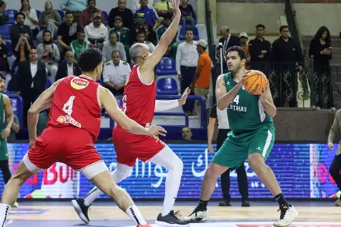 الفائز يقترب.. المباراة الثالثة تحدد ملامح بطل السلة بين الأهلي والاتحاد